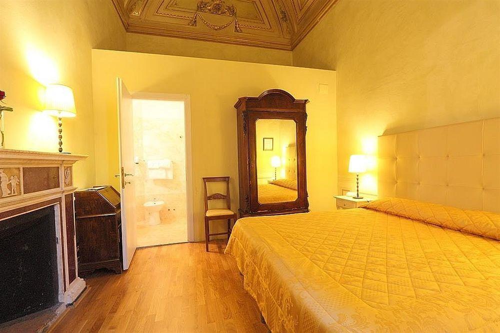 Hotel Bretagna Heritage - Alfieri Collezione فلورنس المظهر الخارجي الصورة