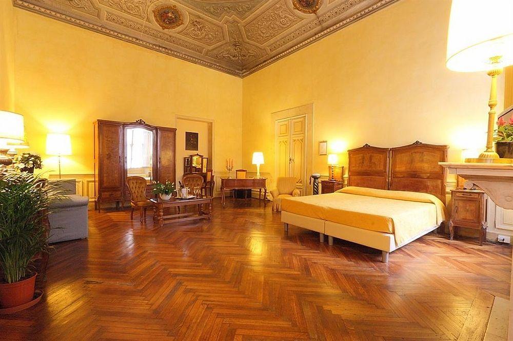 Hotel Bretagna Heritage - Alfieri Collezione فلورنس المظهر الخارجي الصورة