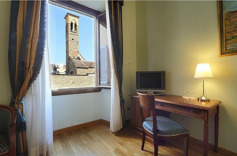 Hotel Bretagna Heritage - Alfieri Collezione فلورنس المظهر الخارجي الصورة
