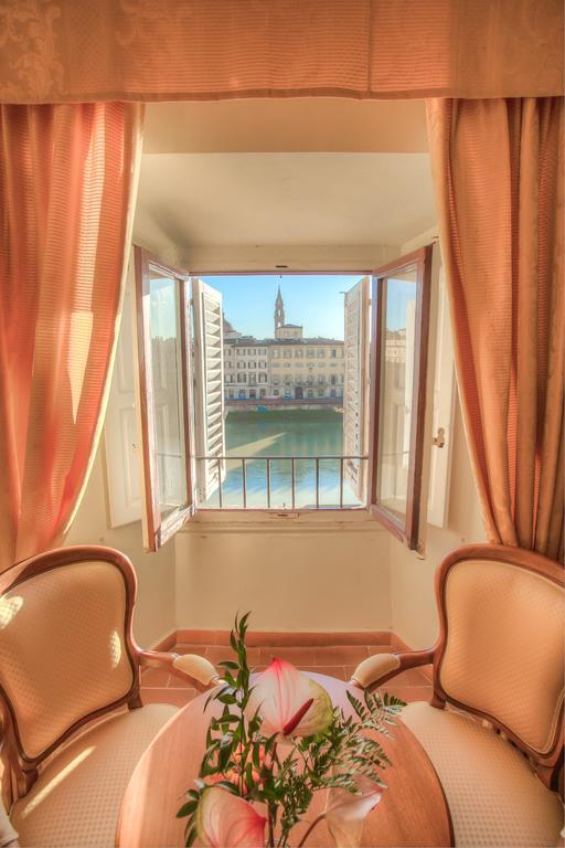 Hotel Bretagna Heritage - Alfieri Collezione فلورنس المظهر الخارجي الصورة