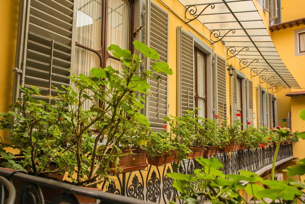 Hotel Bretagna Heritage - Alfieri Collezione فلورنس المظهر الخارجي الصورة