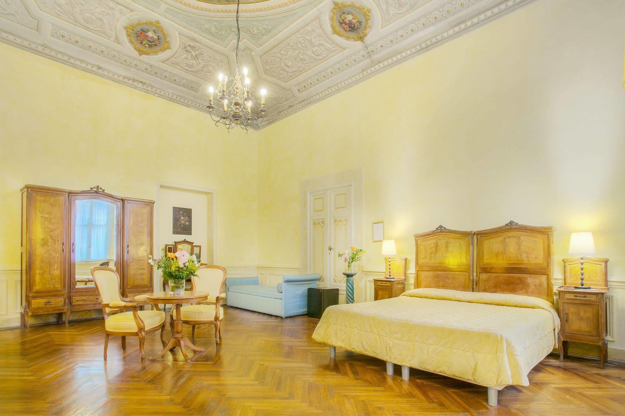 Hotel Bretagna Heritage - Alfieri Collezione فلورنس المظهر الخارجي الصورة